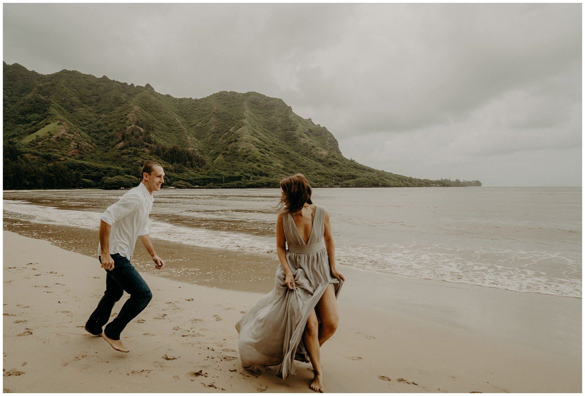 Oahu engagement photo session