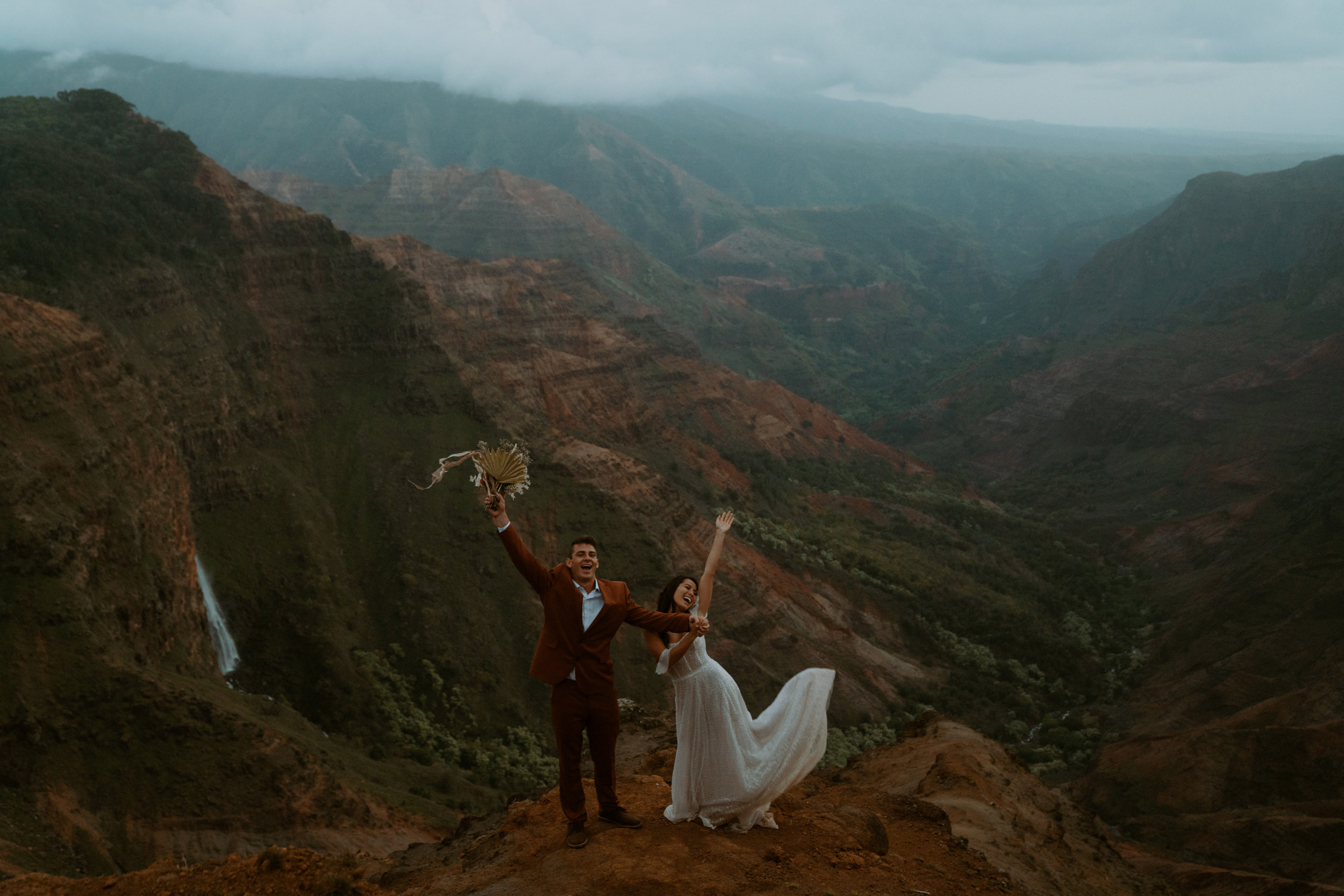 kauai elopement reasons to elope